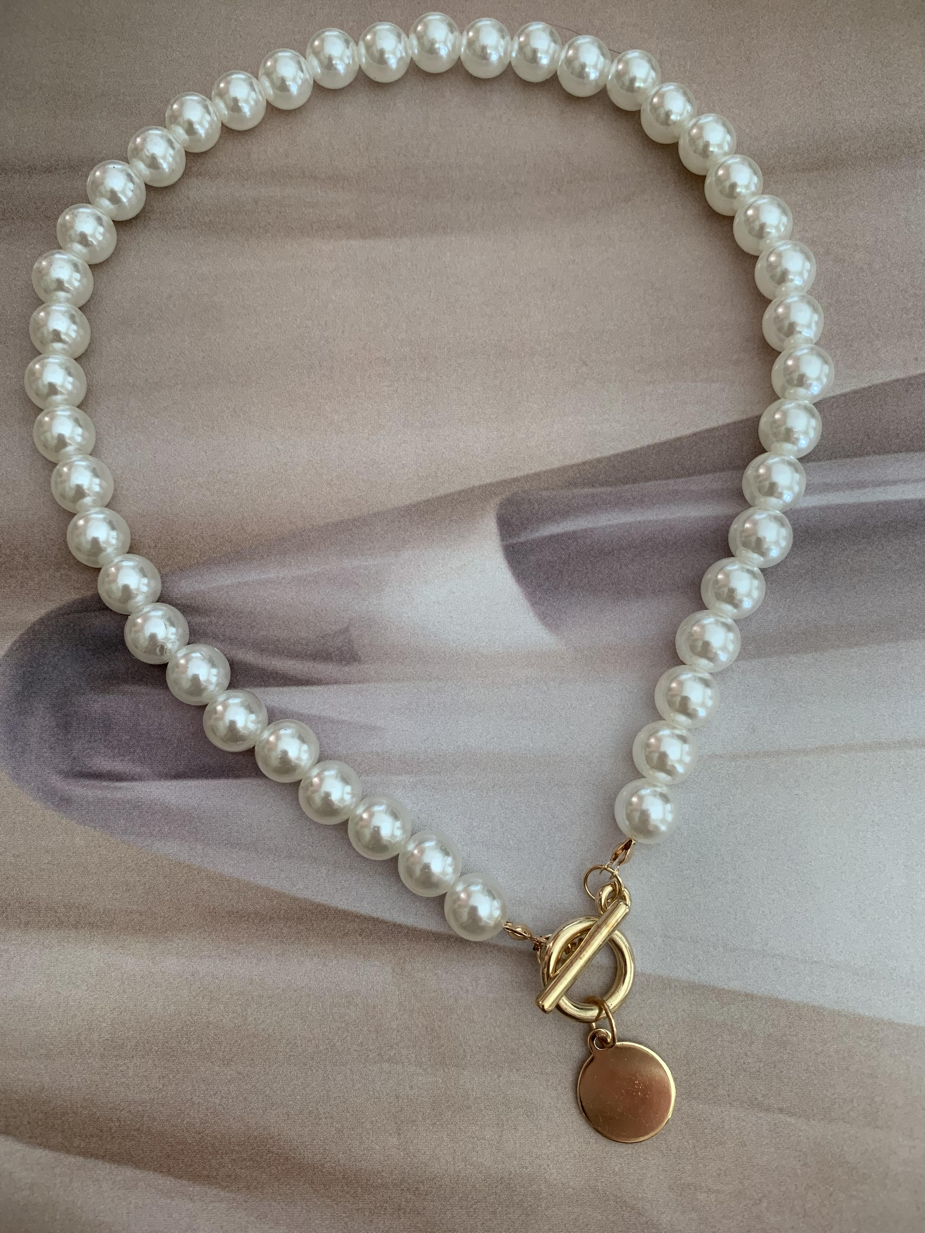 ELOISE'' PEARL NECKLACE
